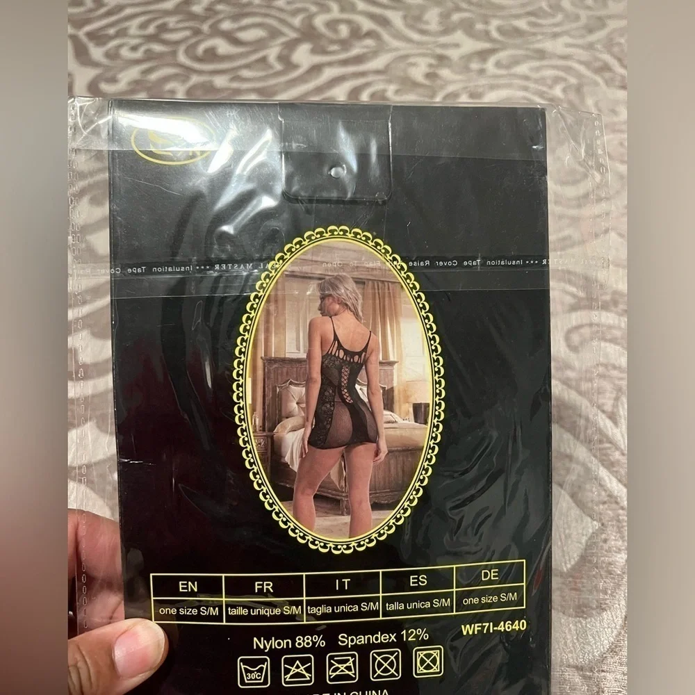 Fashion's Universe Women's Black Fishnet Lingerie (One Size S/M)